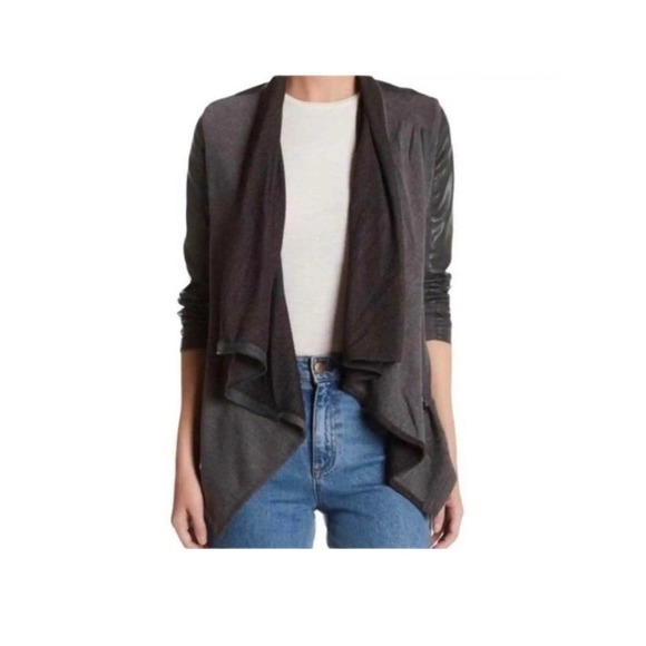 Blank NYC Black Drape Front Mixed Media Faux Leather Moto Jacket Size Small - Picture 3 of 13